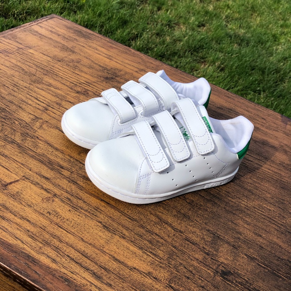 Adidas Stan Smith Tennis Shoes